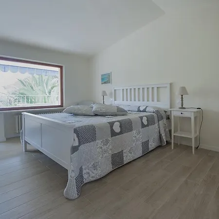 Il Giardino Di Sabbia * Лакона